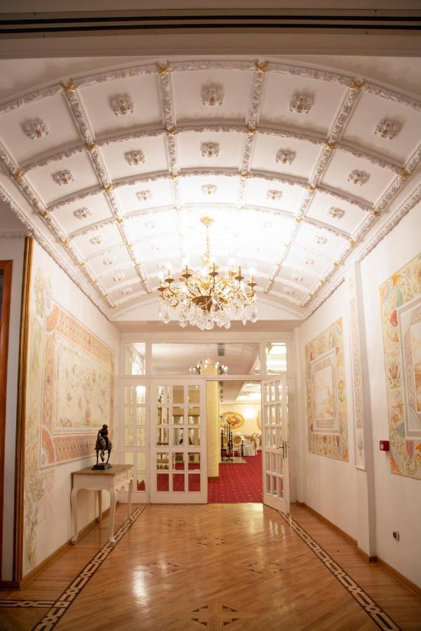 Hotel Radmilovac Belgrad Dış mekan fotoğraf